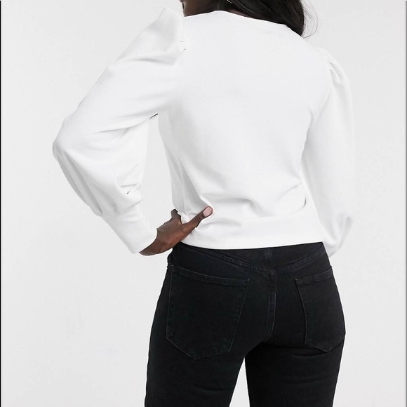 ASOS white top with long sleeves - Picture 3 of 3